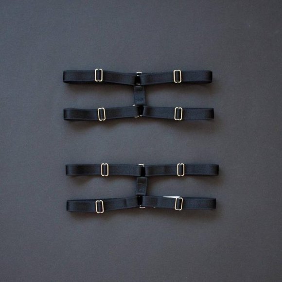 👄 SEXY ADJUSTABLE GARTERS 👄 NEVER WORN! - Picture 2 of 2